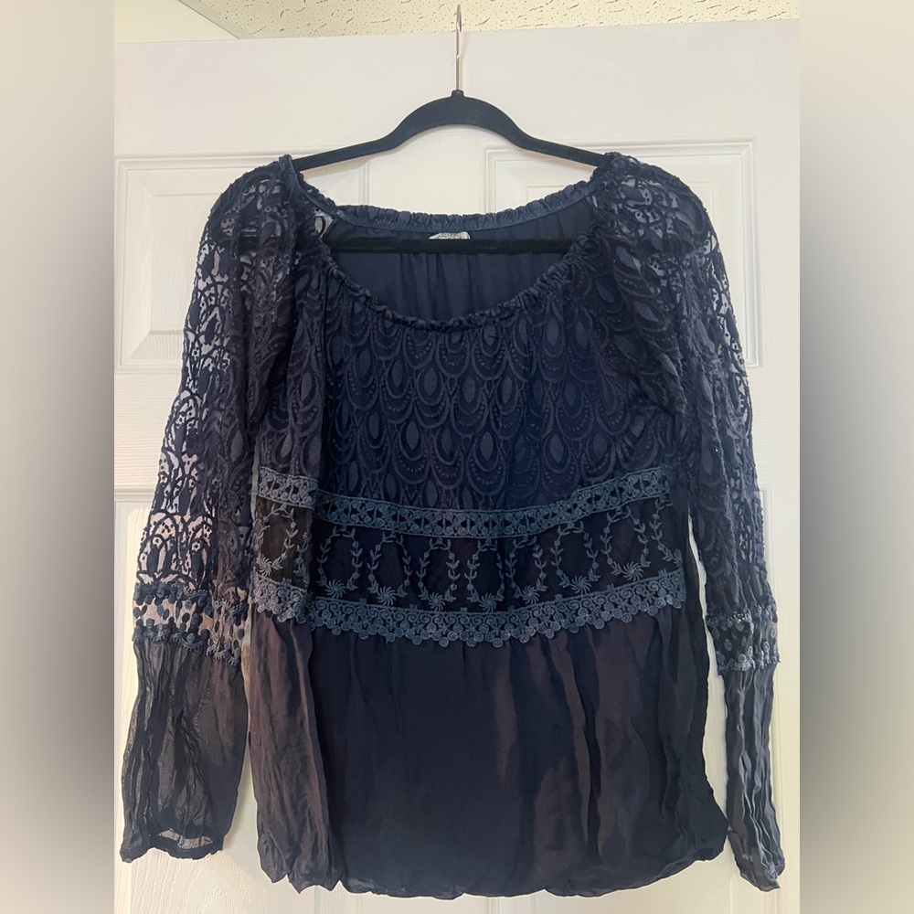 Elena Baldi Elegant Navy Lace Blouse